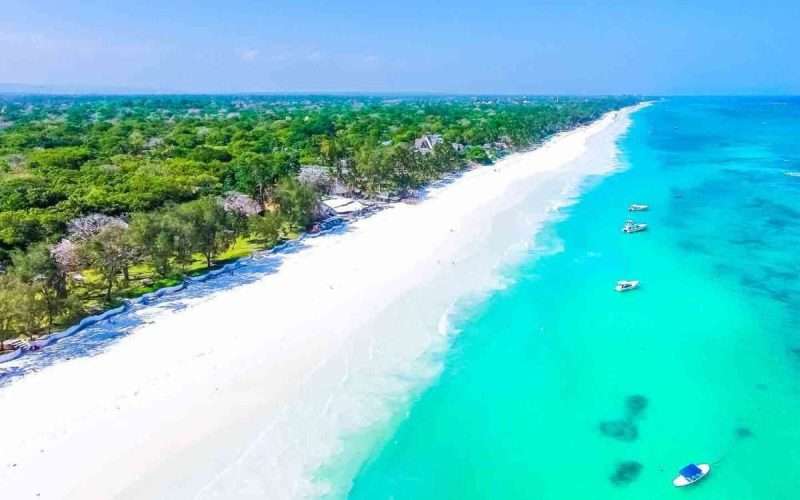 Diani Beachm Kenya Africa Kenya Safaris 2 scaled