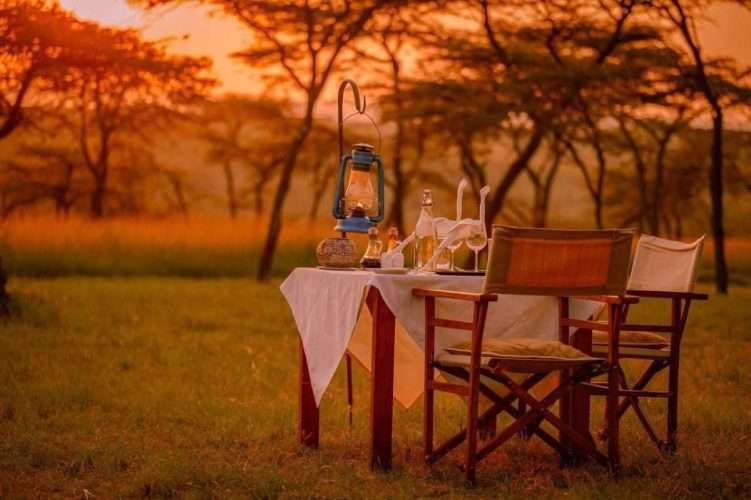 Sundowner at Kandili Camp in the Masai Mara