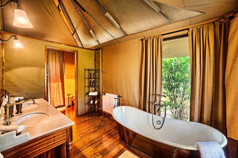 Luxury Safari Lodges & Tented Camps